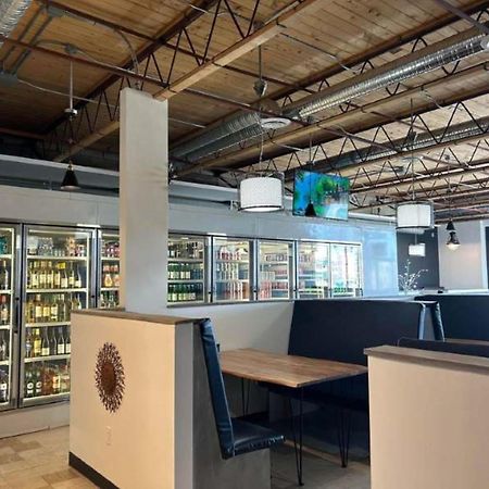 Parkside Inn غراند براري المظهر الخارجي الصورة