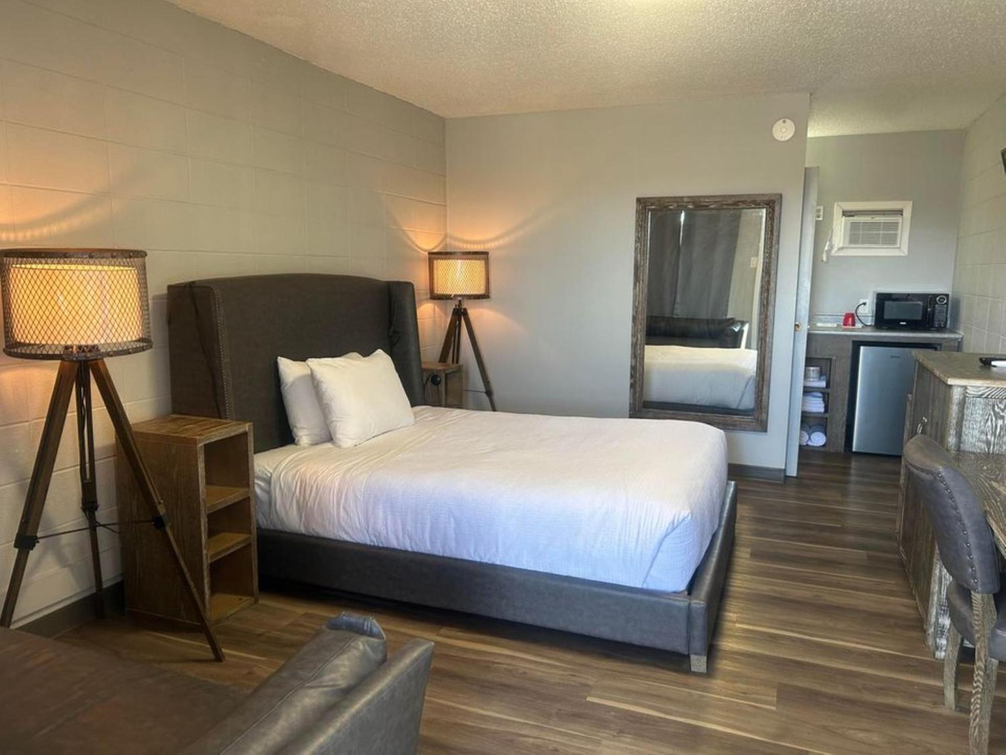 Parkside Inn غراند براري المظهر الخارجي الصورة